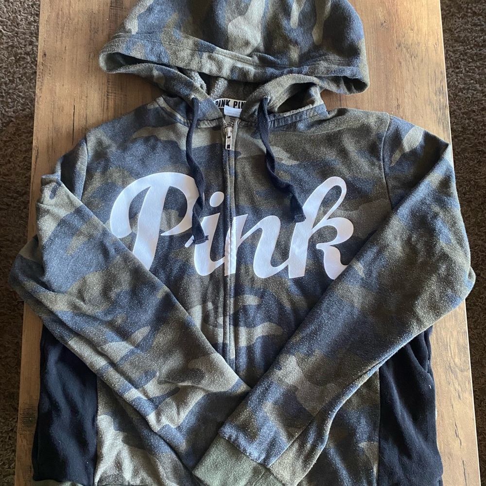 Women’s PINK Camouflage Zip-up Hoodie